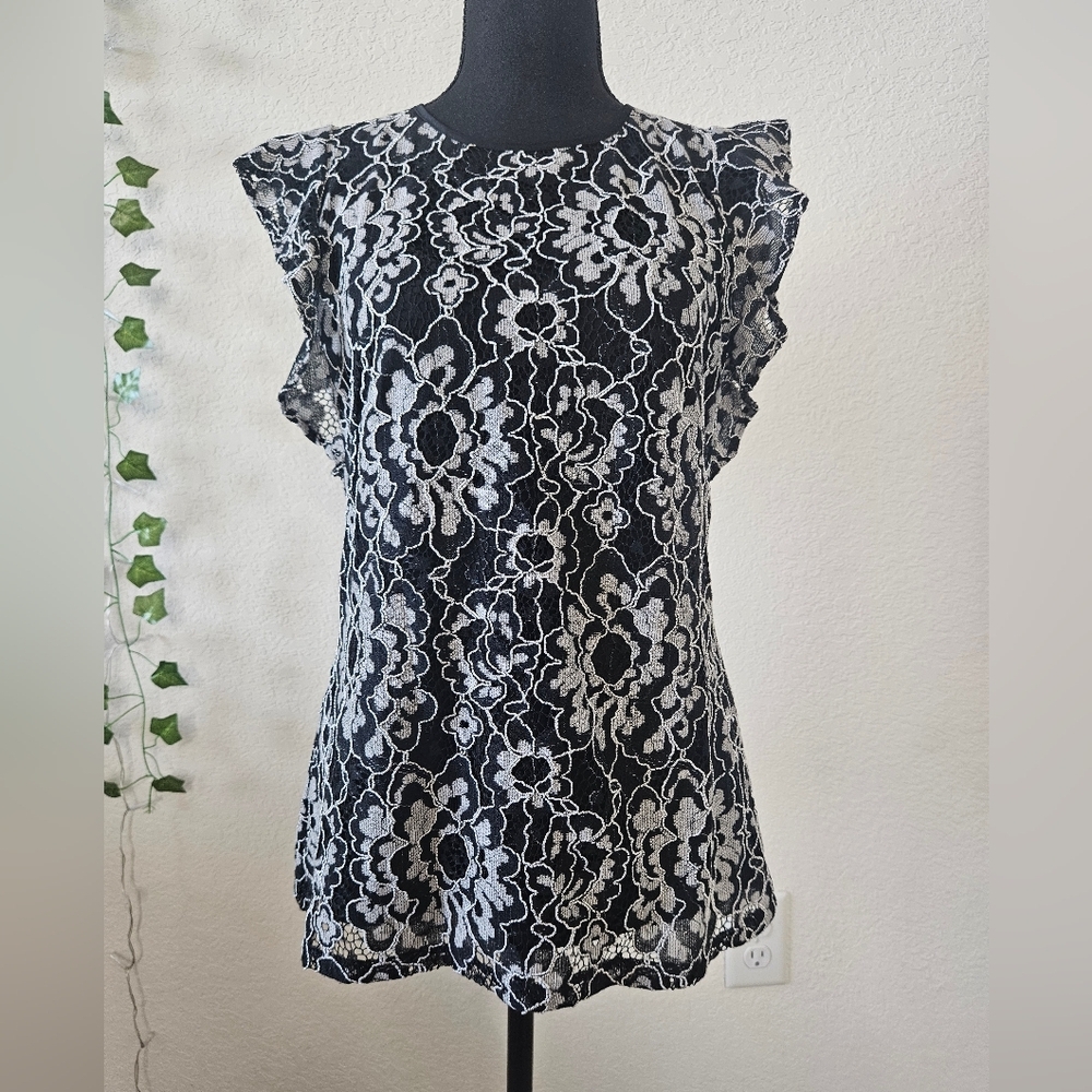 White House Black Market Black and White Floral Blouse